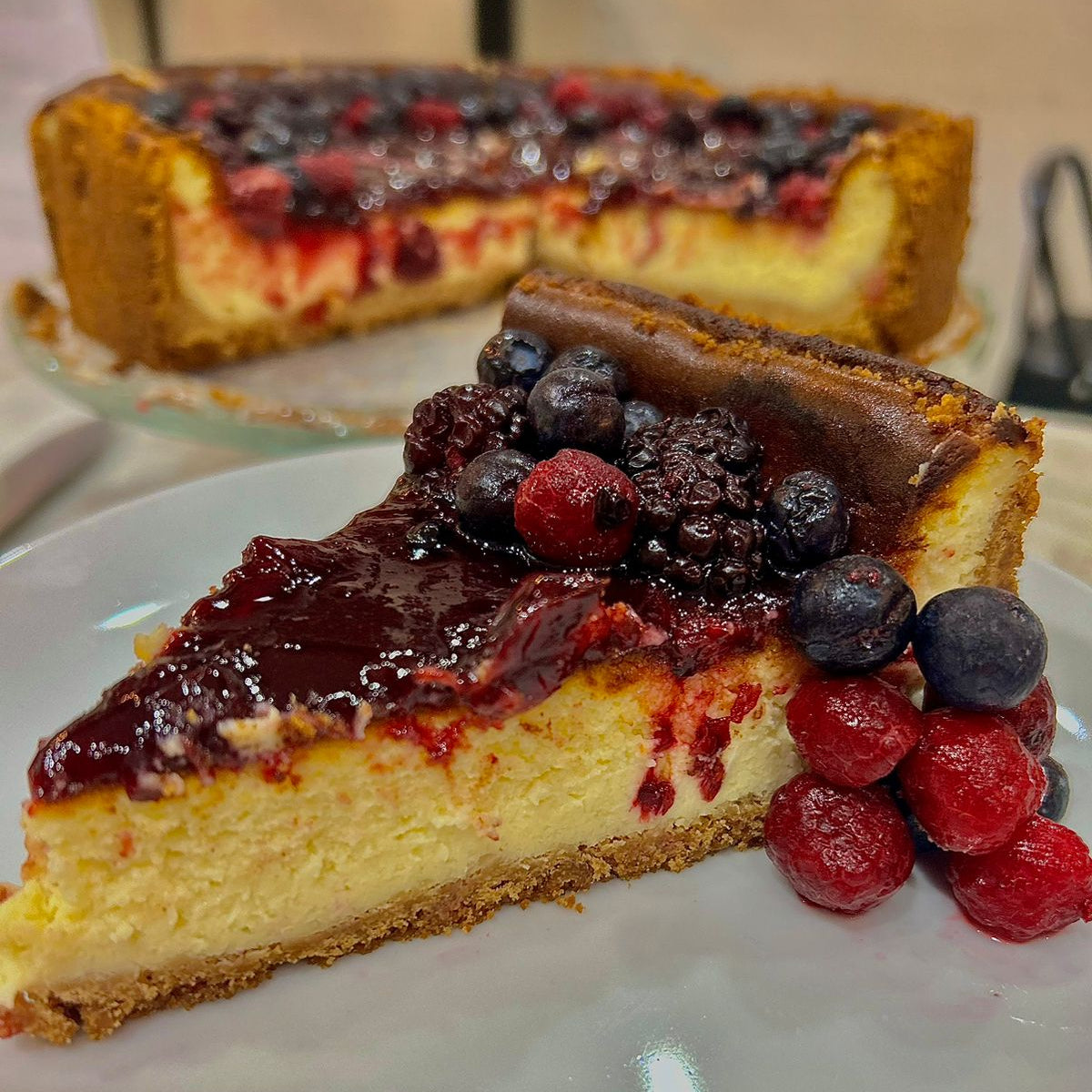 CHEESECAKE FRUTOS DEL BOSQUE INDIVIDUAL